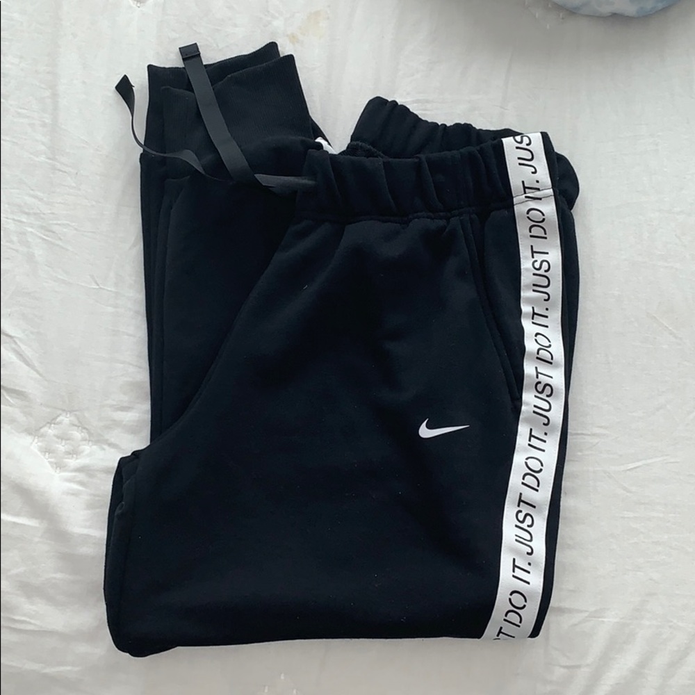 Nike joggers